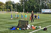 Boiska otwarte czy zamknięte?