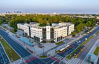 Parking przy ratuszu znów płatny. Samorządowcy parkują za darmo