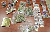 Policja znalazła narkotyki w aucie i mieszkaniu 32-latka