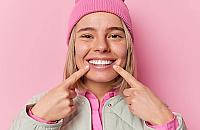 Ortodonta Bemowo - dlaczego warto zadbać o prosty uśmiech?